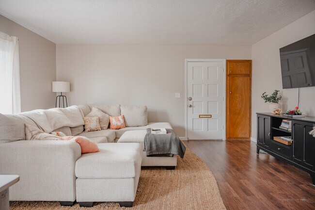 Foto del edificio - 340 Moss St