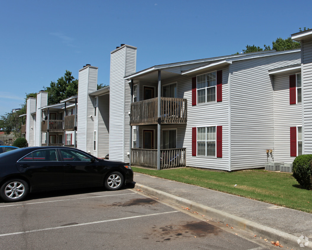 Building Photo - Grayson Trace Apartments