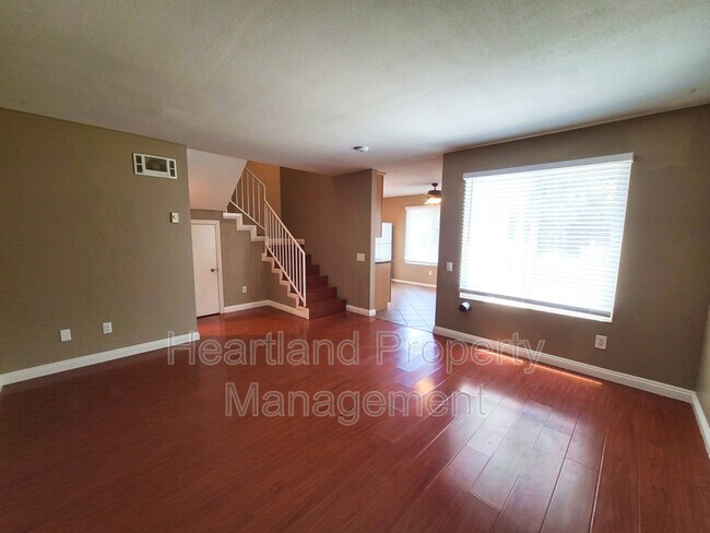 Foto del edificio - 6333 College Grove Way