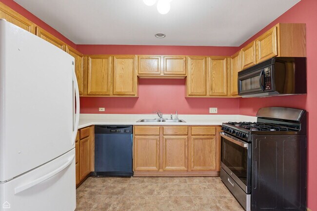 Foto del edificio - 490 Westwood Ct