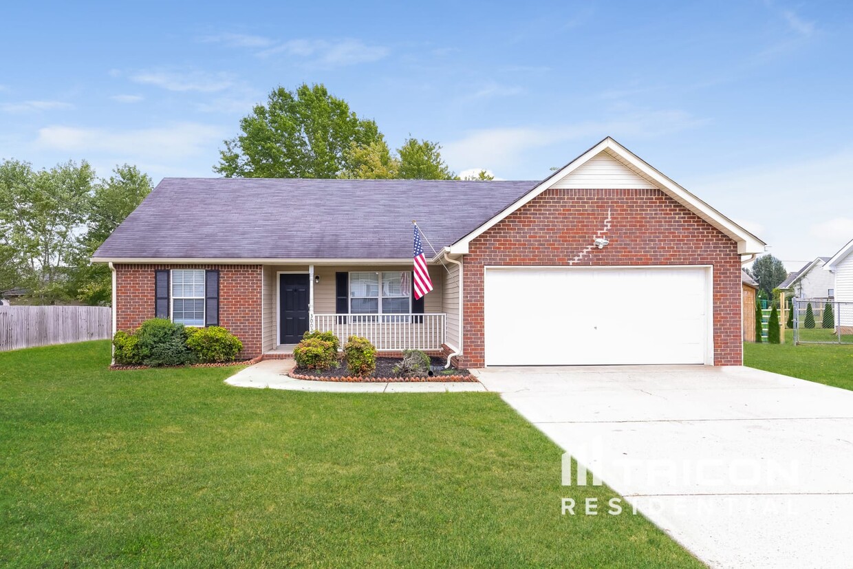 Foto principal - 3002 Henderson Ln