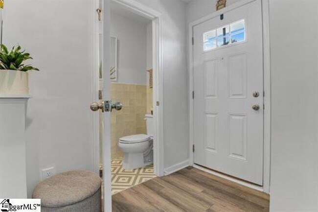 Foto del edificio - 34 Tidworth Dr