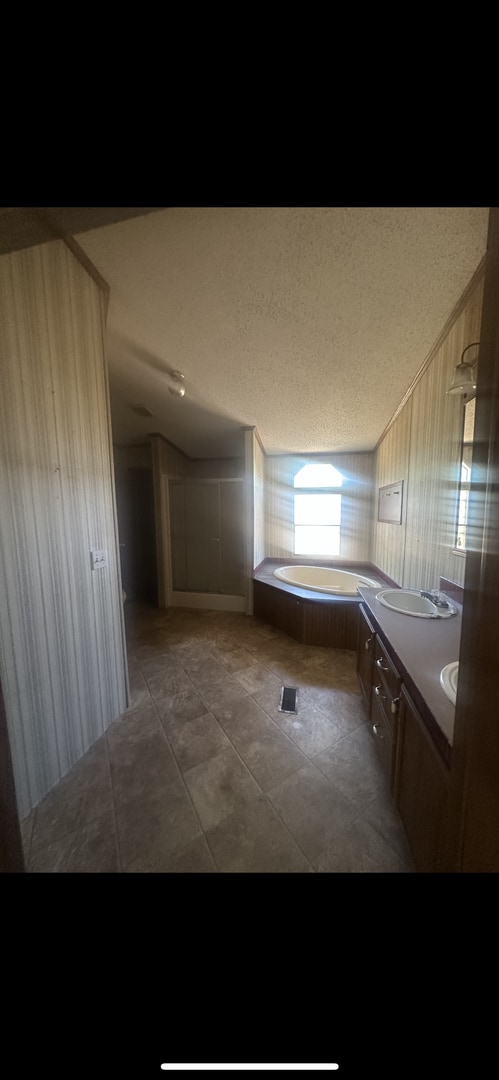 Building Photo - 3 Bed/2 Bath House