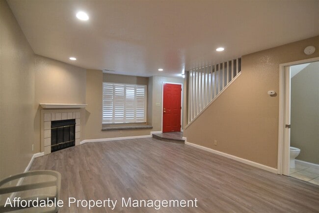 Building Photo - 3 br, 2 bath House - 15205 Hesperian Blvd #C