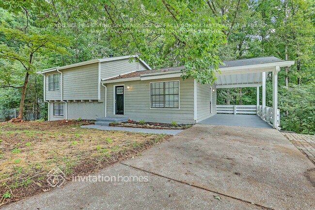 Foto del edificio - 678 Lakeridge Dr SE