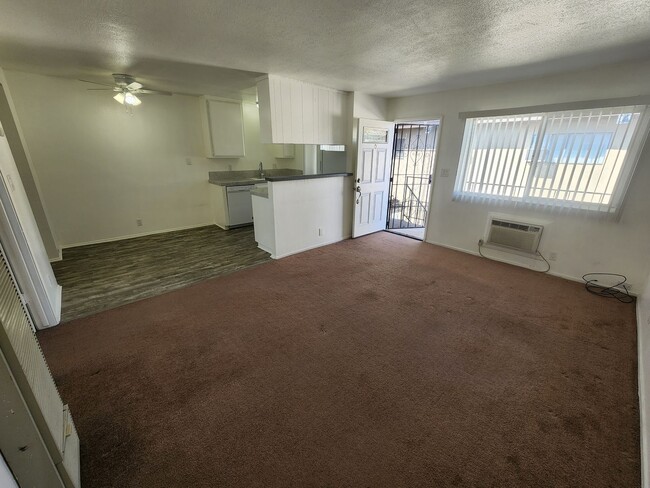 Building Photo - 11761 Colima Rd