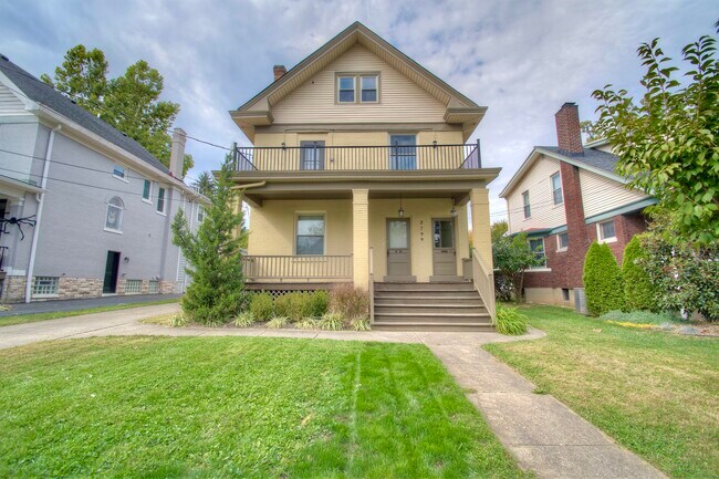 Building Photo - 3799 Millsbrae Ave