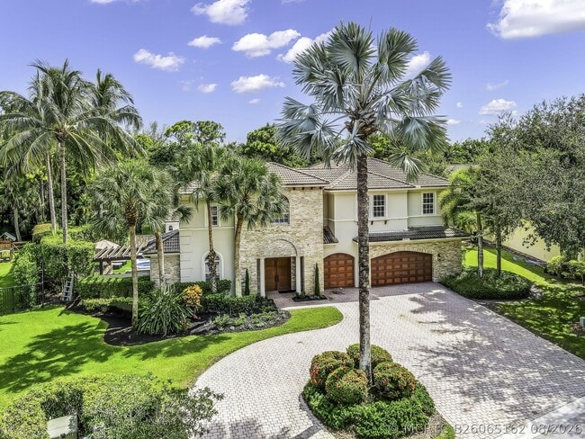 Building Photo - 8948 Pinebrook Ct