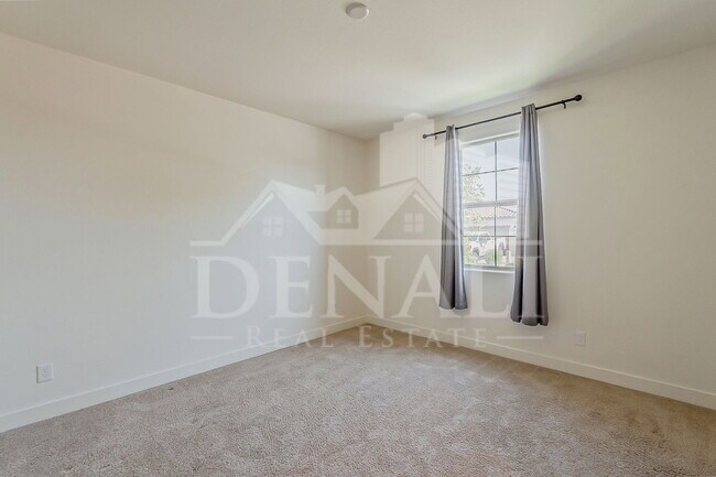 Foto del edificio - 10962 W Taylor St