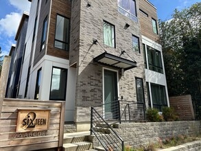 Building Photo - Centrally Located Capitol Hill 2-Bedroom with Rooftop Deck and Parking - Pet-Friendly!