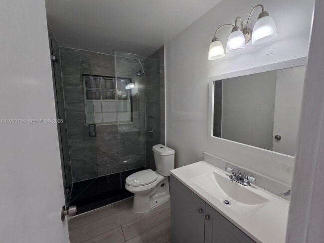 Foto del edificio - 17240 NW 52nd Ave