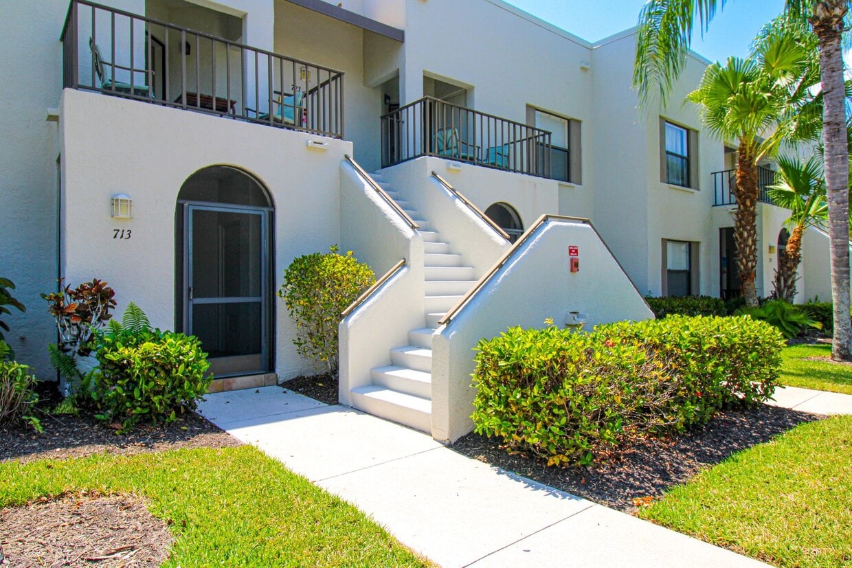 Primary Photo - ***2BED/2BATH***WORLD TENNIS CLUB ***1ST F...