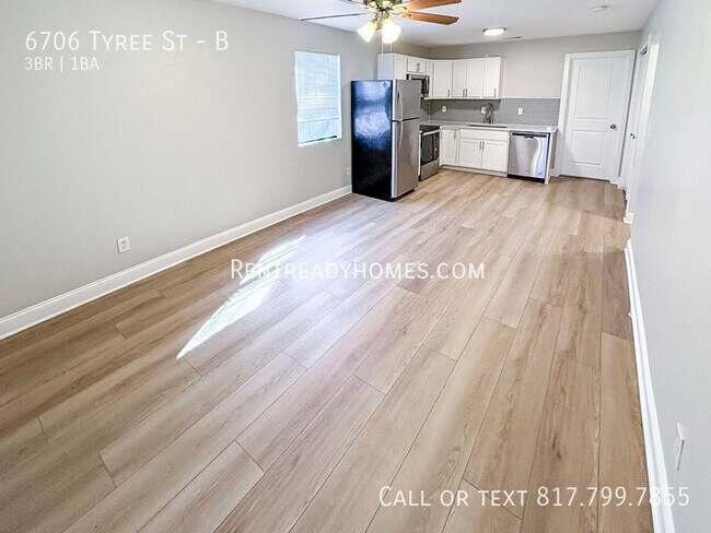 Building Photo - 6706 Tyree St