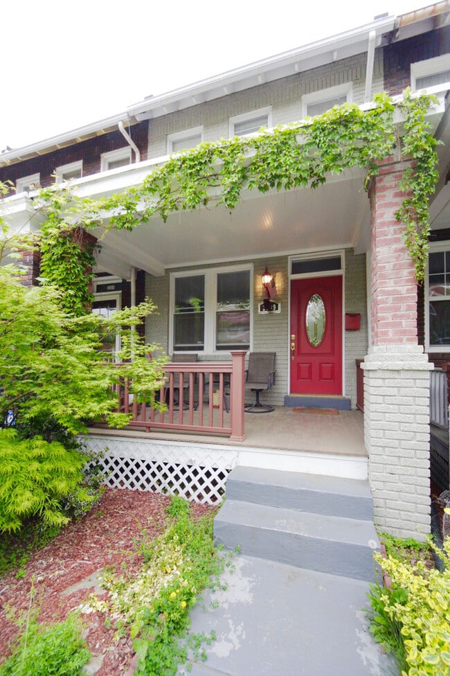 "Practically Perfect" Brookland 3 Bedroom 2 Bath home - "Practically Perfect"  Brookland 3 Bedroom 2 Bath home