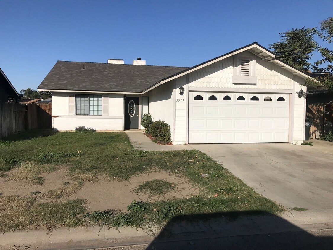 Foto principal - 5917 Stone Bridge Ln