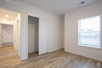3 BR, 3 BA - 1120 SF - Elmwood Lake Apartments