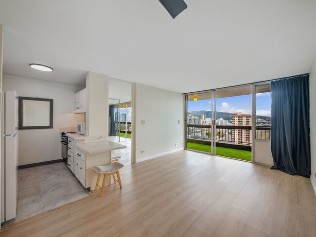 Building Photo - 775 Kinalau Pl