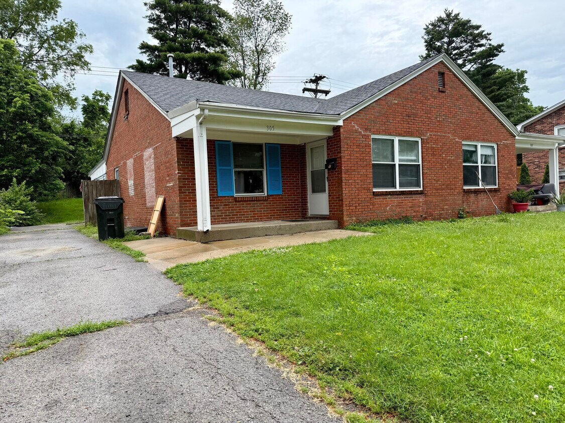 Foto principal - 305 Hightower Rd