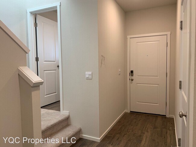 Foto del edificio - 4 br, 2.5 bath House - 4917 NE 24th Ave