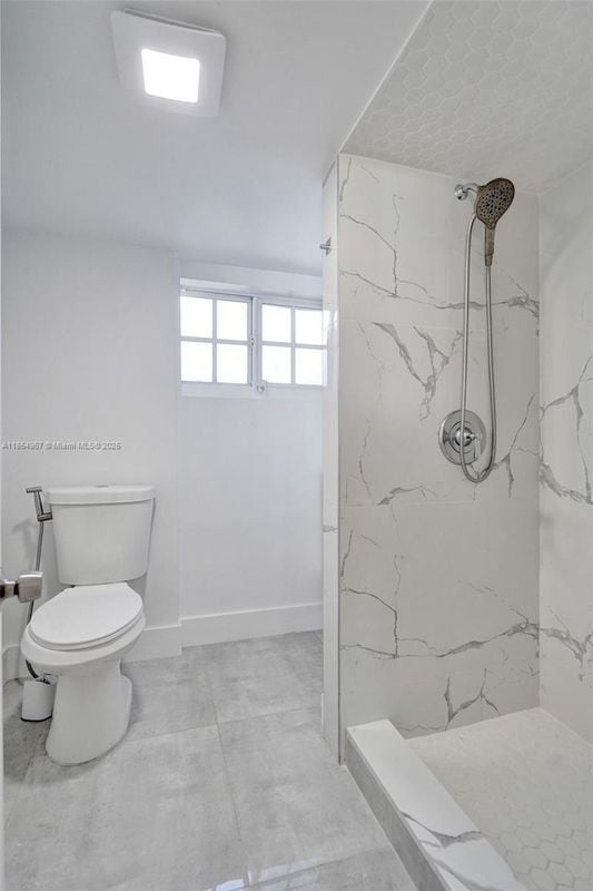 Building Photo - 1904 SW 28th St