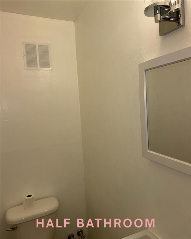 Foto del edificio - 1253 E 72nd St