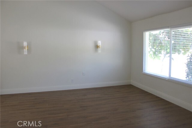 Building Photo - 26932 Floresta Ln