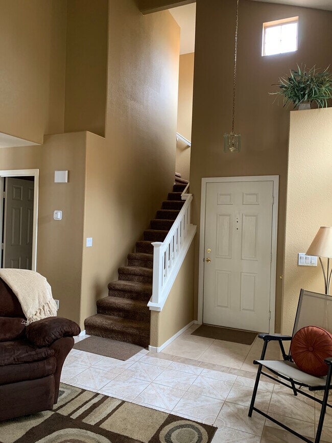 Foto del edificio - 5041 Running Rapids Ave