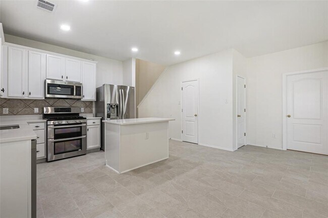 Foto del edificio - 3404 Winding Shore Ln