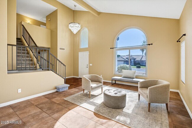 Foto del edificio - 2399 S Walnut Dr