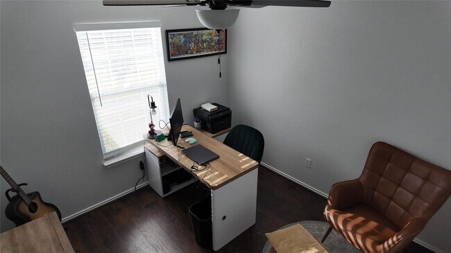 Foto del edificio - 102 Kendall Cove