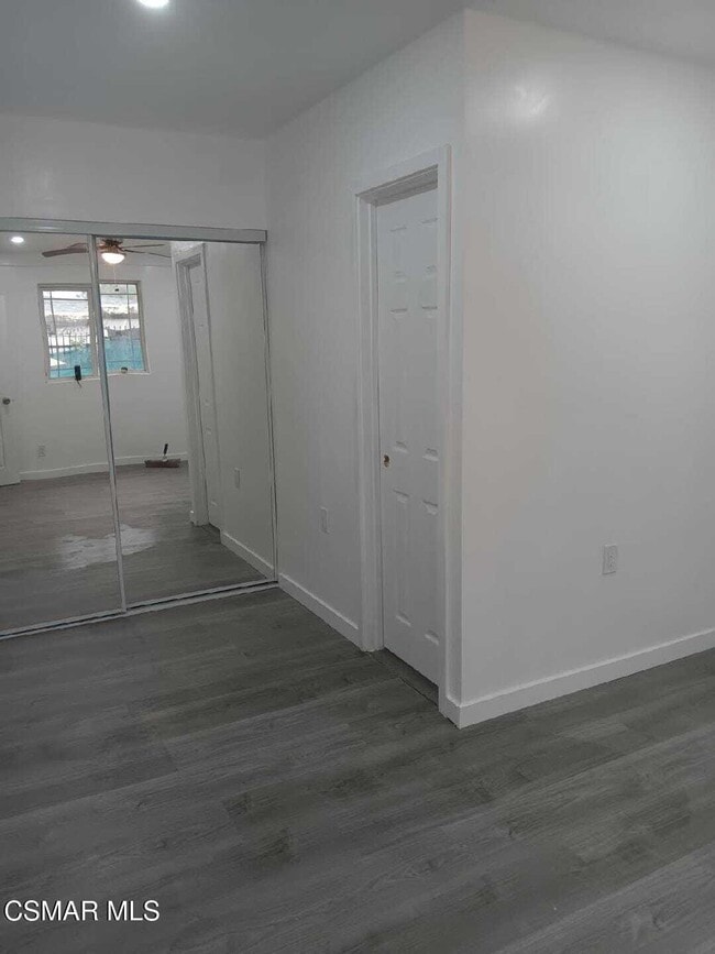 Foto del edificio - 2023 W 77th St