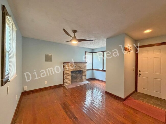 Building Photo - 1313 S Jefferson Ave
