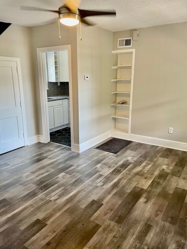 Photo - 49 Radcliffe St Apartment