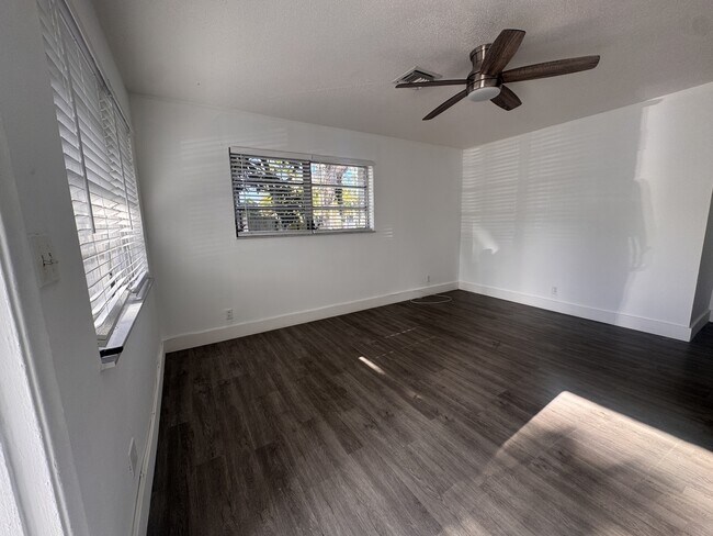 Foto del edificio - 4140 SW 24th Ct