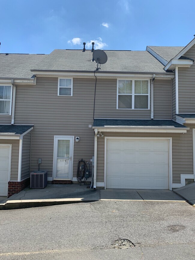 Foto del edificio - 3279 Weston Street