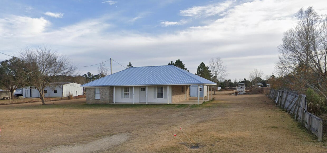 23050 Co Rd 38, Summerdale, AL 36580 House Rental in Summerdale, AL