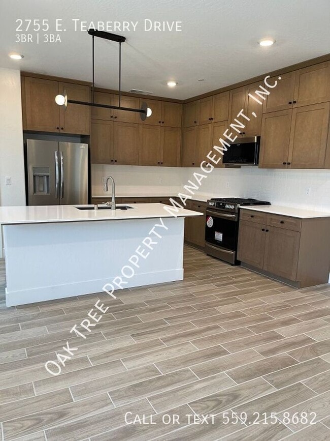 Building Photo - 2755 E Teaberry Dr