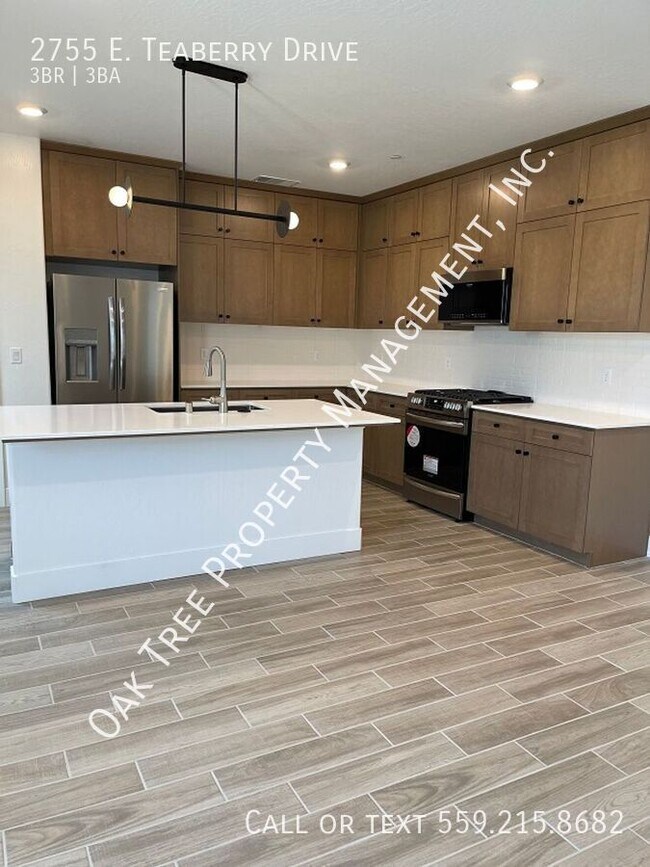 Foto del edificio - 2755 E Teaberry Dr