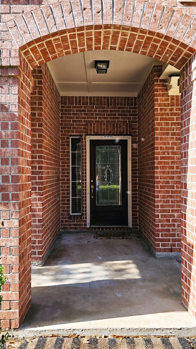 Foto del edificio - 211 Briar Trace Ln