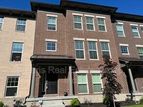 Building Photo - 329 Wakefield Way