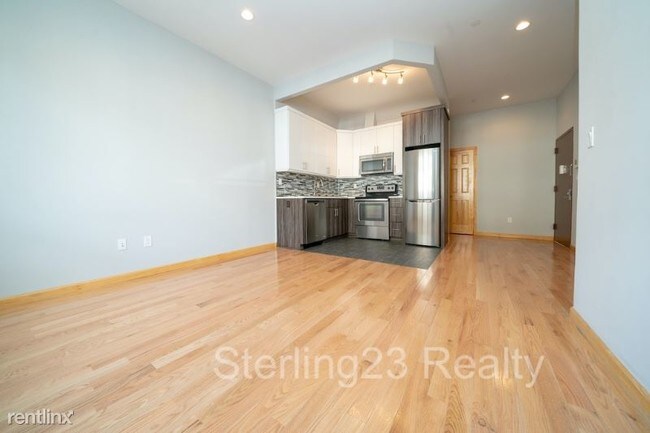 Building Photo - 14-12 31st Ave