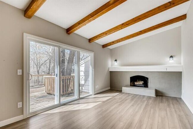 Foto del edificio - 10638 Dogwood St NW, Coon Rapids, MN, 55448