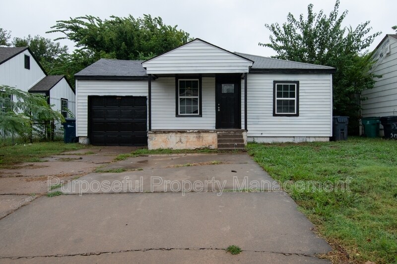 Primary Photo - 3316 S Meta Ave