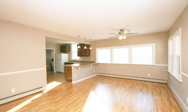 Building Photo - 4152 Zenobia St