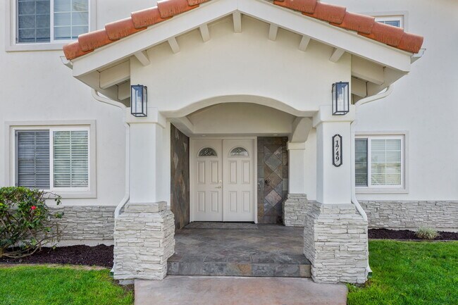 Foto del edificio - 1749 Dahlia Ave