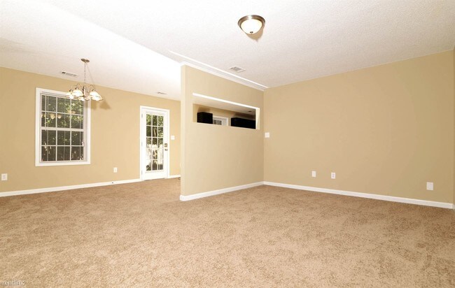 Building Photo - 3 br, 2.5 bath House - 6792 Mahonia Place