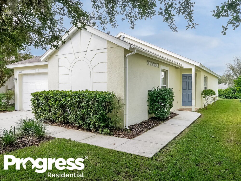 5829 Wrenwater Dr, Lithia, FL 33547 House Rental in Lithia, FL