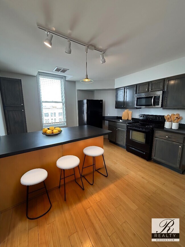 Foto del edificio - 480-488 East Main Street - Apt 415