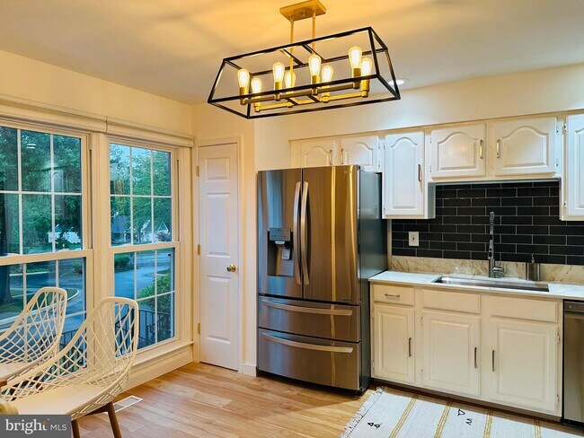 Foto del edificio - 12309 Quiet Hollow Ct
