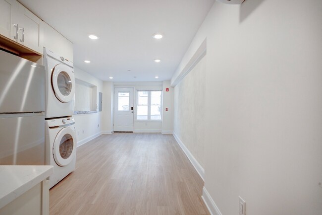 Foto del edificio - 505 Cobbs Creek Pkwy